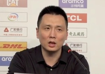 卢伟：今天大家打得很努力，可能对冠军过于渴望导致有点着急